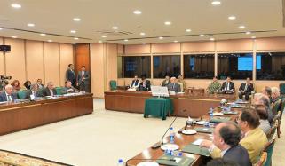 کابینہ نے پاکستان آرمی، ایئر فورس اور نیوی ایکٹ میں ترامیم کی منظوری دے دی