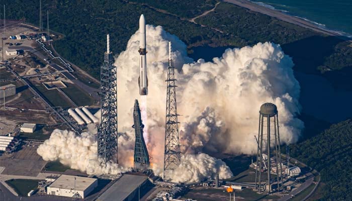 Blue Origins new Glenn rocket booster made history with successful launch