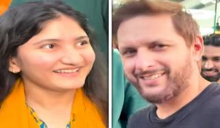 مداح کی شاہد آفریدی کی تعریف، کرکٹر کے دلچسپ جواب کی ویڈیو وائرل