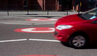 لندن میں کنجیسچن چارج میں 20 فیصد اضافہ، الیکٹرک گاڑیاں بھی ادائیگی کی پابند