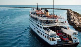 کابینہ نے گوادر عمان فیری سروس کی منظوری دے دی