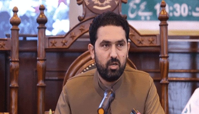 کوئی انہیں جھکا نہیں سکتا، وزیراعلیٰ کے پی