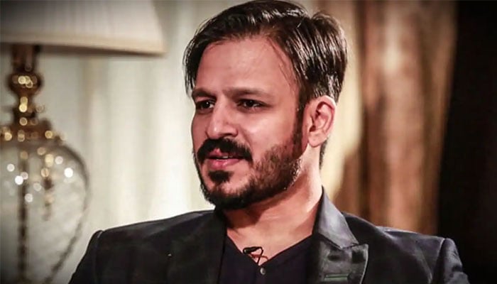 ویویک اوبرائے رات میں سفر کیوں نہیں کرتے؟