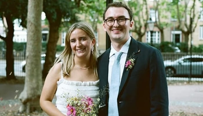 Sophie Turners costar got married