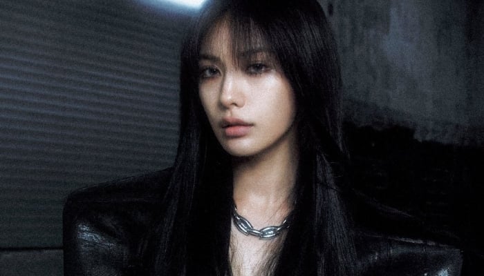 K-pop artist fights off armed burglar at home with mom in shocking move