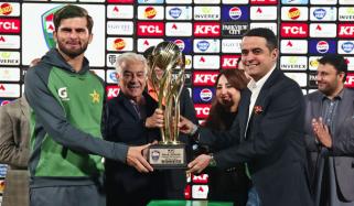 ون ڈے سیریز: پاکستان نے سری لنکا کو کلین سوئپ کر دیا