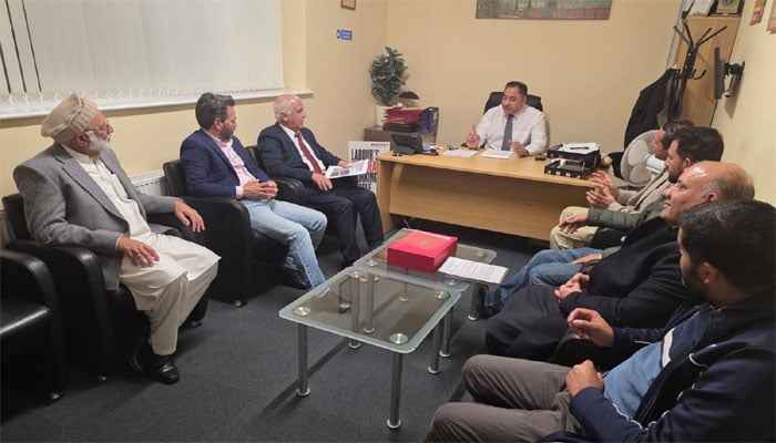 آل پارٹیز پارلیمانی گروپ برطانوی ایوانوں میں کشمیریوں کا اہم پلیٹ فارم ہے، عمران حسین