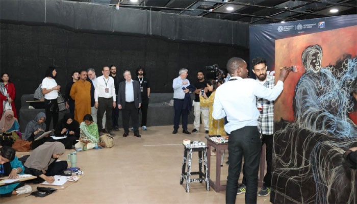 کراچی آرٹس کونسل دنیا بھر کی ثقافتوں کو جوڑنے کا کام کر رہا ہے، فرانسیسی سفیر