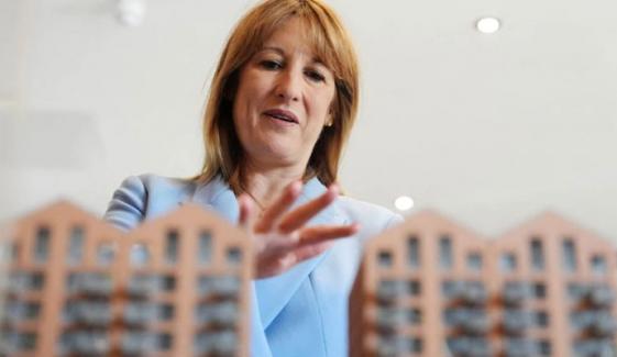 برطانوی چانسلر ریچل ریوز کی جانب سے مڈل کلاس گھروں پر نیا ٹیکس متعارف کرانے کی تیاری