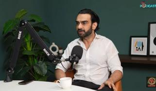 جب آپ کا دماغ بھاری ہونے لگے تو اپنے دوستوں سے مدد طلب کرلینی چاہیے: منیب نواز