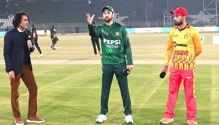 پاکستان کا زمبابوے کیخلاف ٹاس جیت کر فیلڈنگ کا فیصلہ