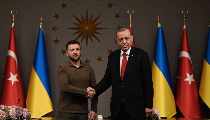 Zelenskyy to meet US envoy, Erdogan in Ankara amid rising tension