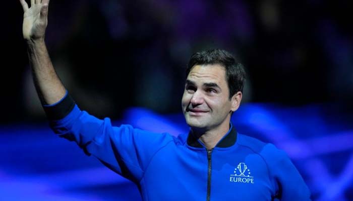 Federer makes history, elected to Tennis Hall of Fame in 1st of eligibility