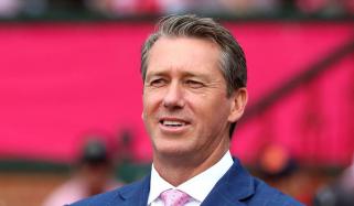 سابق آسٹریلوی فاسٹ بولر گلین میگرا ایشیز سیریز سے قبل کمنٹری پینل سے فارغ