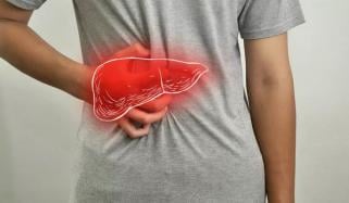 فیٹی لیور کی 8 اہم علامات کی نشاندہی