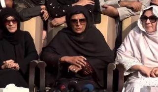 پی ٹی آئی کی بانی سے بہنوں کو ملنے کی اجازت نہ دینے کی مذمت 