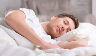 سکون کی نیند کیلئے ماہرین کے 4 کارآمد ٹوٹکے