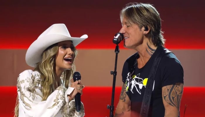 Keith Urban steps back into spotlight at 2025 CMAs after Nicole Kidman split