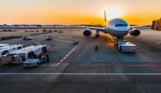 اسلام آباد جانیوالی برطانوی ایئر لائن کے طیارے میں خرابی، رن وے پر واپسی، مسافر پریشان