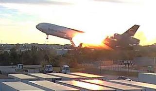 امریکا، کارگو طیارہ حادثے کی نئی تفصیلات سامنے آ گئیں