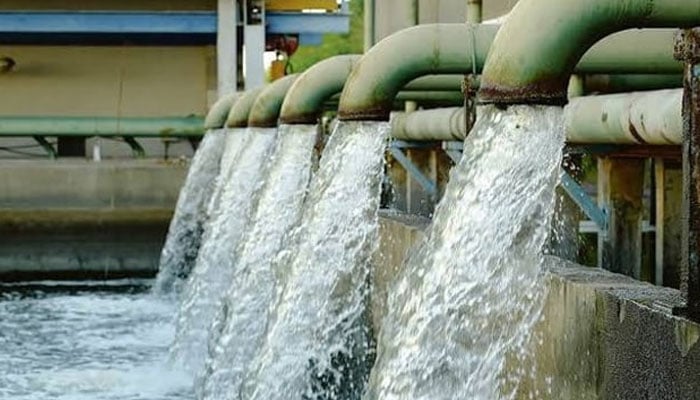 کراچی میں رواں ماہ 88 کروڑ گیلن پانی کی کمی کا سامنا ہوا، واٹر کارپوریشن