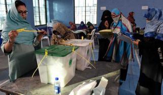 13حلقوں میں  ضمنی انتخاب کے لیے پولنگ جاری