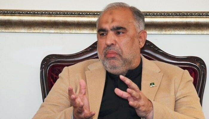 ہری پور سے فارم 45 کے مطابق PTI امیدوار آگے ہے، اسد قیصر