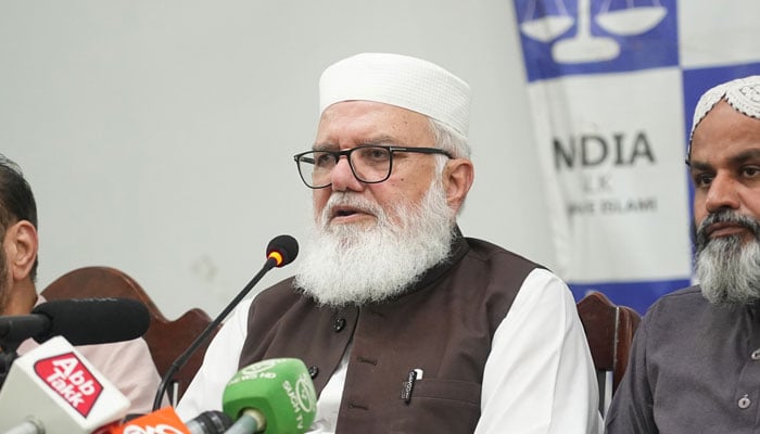 اجتماع عام نے عوام دشمن نظام کے خاتمے کا نیا عزم دیا ہے، لیاقت بلوچ - فائل فوٹو