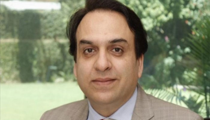 اسمگلنگ سے پاکستانی معیشت کو سالانہ 3 ارب ڈالرز کا نقصان ہورہا تھا، سینیٹر عبدالقادر