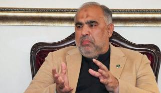  ہری پور سے فارم 45 کے مطابق PTI امیدوار آگے ہے، اسد قیصر