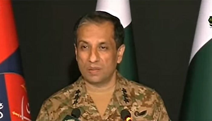 ڈائریکٹر جنرل (ڈی جی) انٹر سروسز پبلک ریلیشنز (آئی ایس پی آر) لیفٹیننٹ جنرل احمد شریف چوہدری—فائل فوٹو