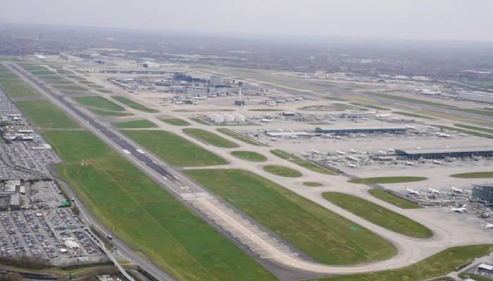 Heathrow Airport wins official approval for major third runway project