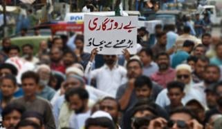 پاکستان میں تقریباً 80 لاکھ افراد بیروزگار ہیں، قومی لیبر فورس سروے