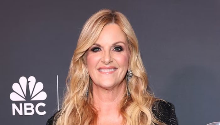 Grammy winning singer Trisha Yearwood to host Christmas special show