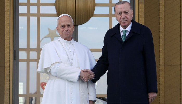 پوپ لیو چہاردہم ترک صدر اردوان سے انقرہ میں ملاقات کر رہے ہیں(تصویر سوشل میڈیا)۔