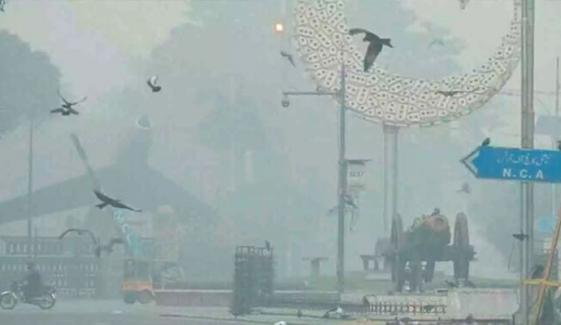 پنجاب کے مختلف شہروں کی فضا بدستور آلودہ