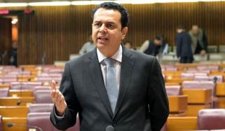 بانی پی ٹی آئی پاکستانی تاریخ کے سب سے وی آئی پی قیدی ہیں، طلال چوہدری 