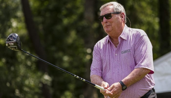 Fuzzy Zoeller, two-time major champion dies at 74