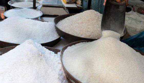 کراچی میں چینی کی قیمتوں کو پر لگ گئے