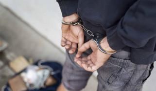 کراچی:  اسلحہ کی غیر قانونی خرید و فروخت میں ملوث ریکارڈ یافتہ ملزم گرفتار