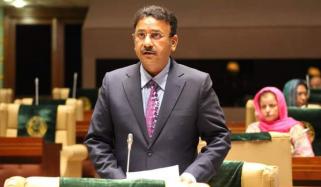 کراچی کا ٹریفک کا نظام 20 فیصد بھی درست نہیں ہوا: وزیرِ قانون سندھ ضیاء لنجار 