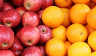 سیب یا مالٹا: قوت مدافعت بڑھانے کیلئے کونسا پھل زیادہ بہتر ہے؟