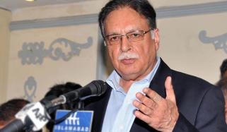 پوری قوم کو غیرقانونی دھرنوں اور لشکر کشی کیخلاف متحد ہونا ہوگا: پرویز رشید 