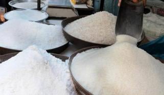 کراچی میں چینی کی قیمتوں کو پر لگ گئے