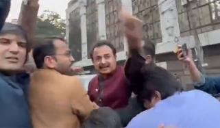 کراچی میں پی ٹی آئی کا احتجاج، حلیم عادل شیخ کو حراست میں لے لیا گیا 