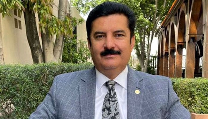 گورنر خیبرپختونخوا فیصل کنڈی کو تبدیل کیے جانے کا امکان