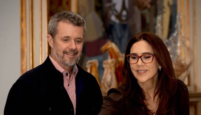 Queen Mary, King Frederik light Advent Sunday candles with love and warmth