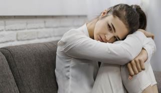 ذہنی صحت بہتر بنانے کے 7 مؤثر اور قدرتی طریقے 