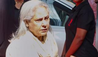 جیا بچن پاپا رازیوں پر ایک بار پھر آگ بگولہ