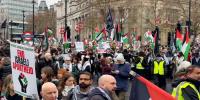 فلسطینیوں پر اسرائیلی جارحیت کے خلاف لندن میں مظاہرہ